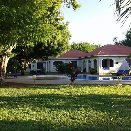 Safina Cottages Diani Beach Luaran gambar